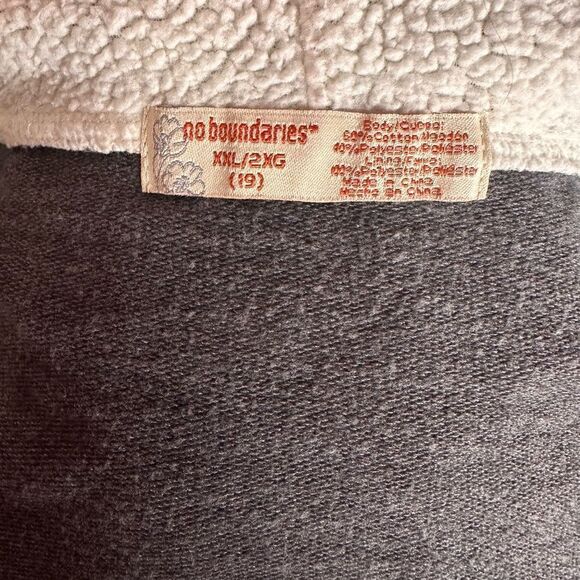 No Boundaries Hoodie Love, Peace Size 2X - Picture 4 of 4